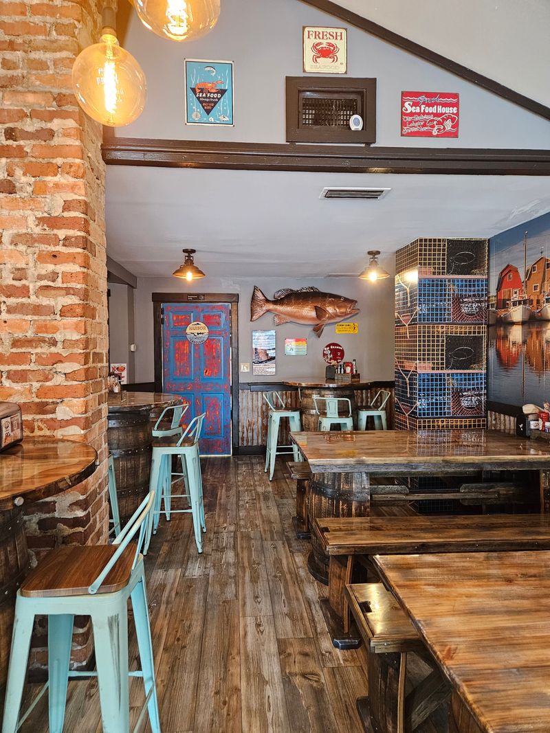 DJ's Clam Shack – St. Augustine, FL