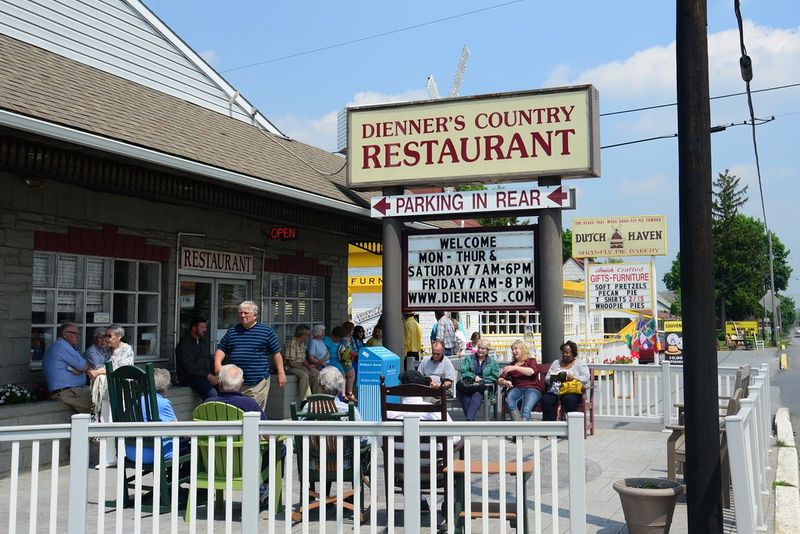 Dienner's Country Restaurant in Soudersburg