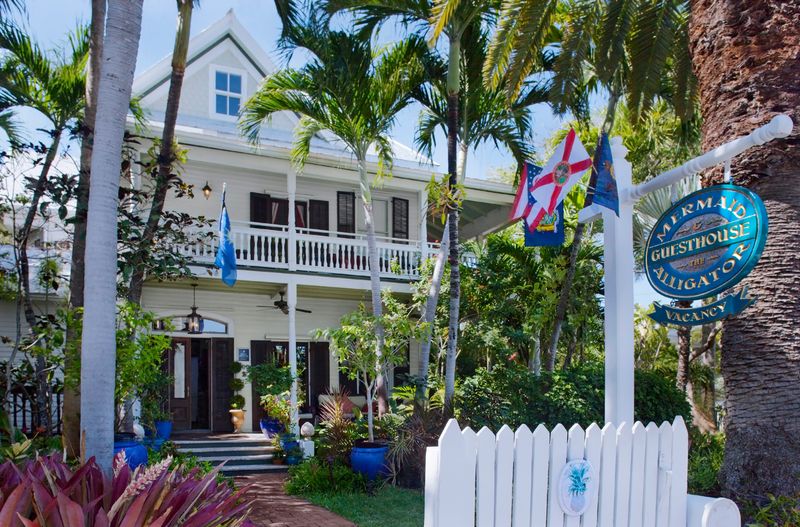 The Mermaid & The Alligator – Key West