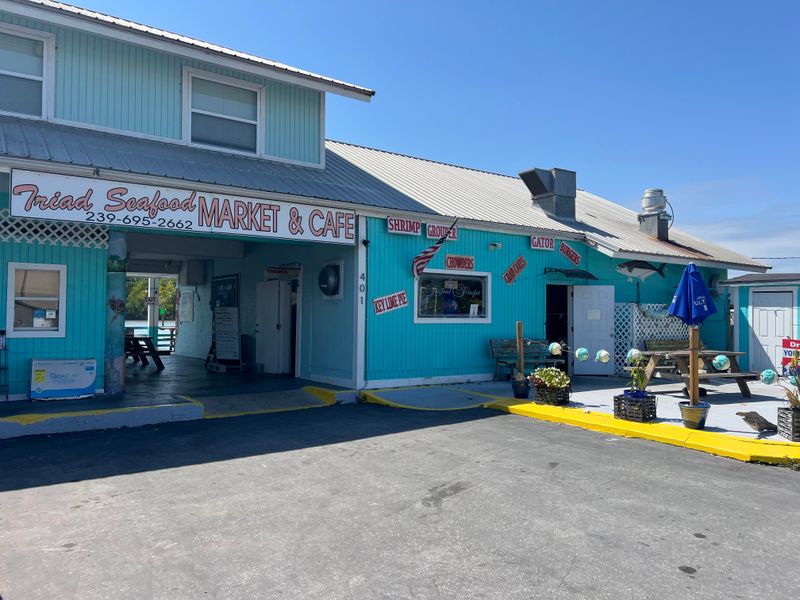 Triad Seafood Market & Café — Everglades City