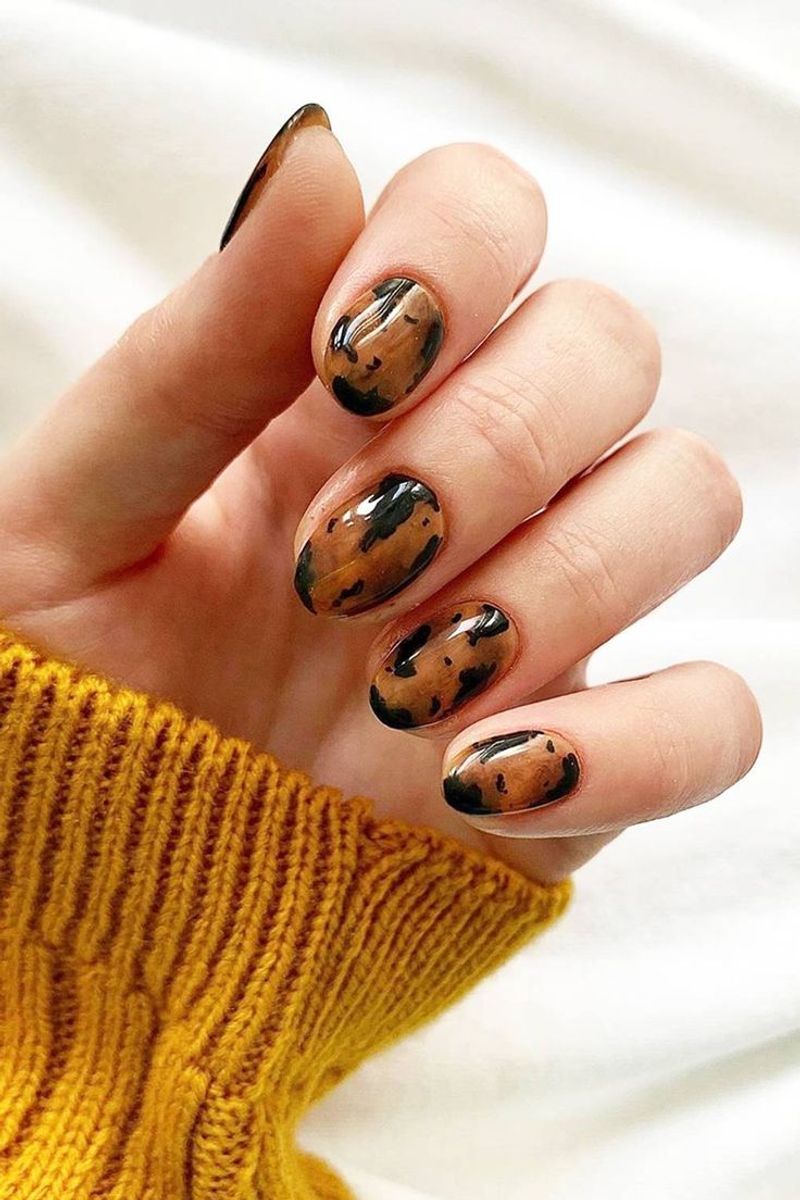 9 Nail Trends Everyone Will Be Wearing in 2025