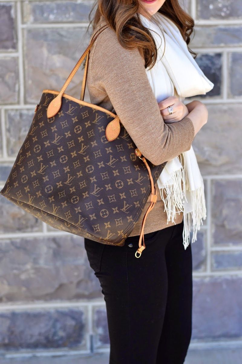 Louis Vuitton Neverfull