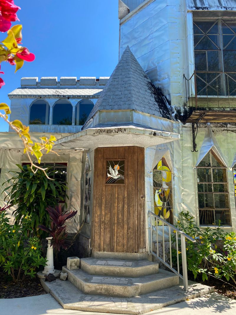 Art Made from Trash to Treasure