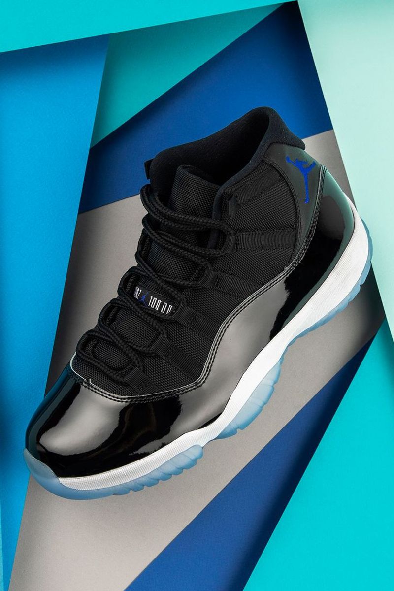 Air Jordan XI