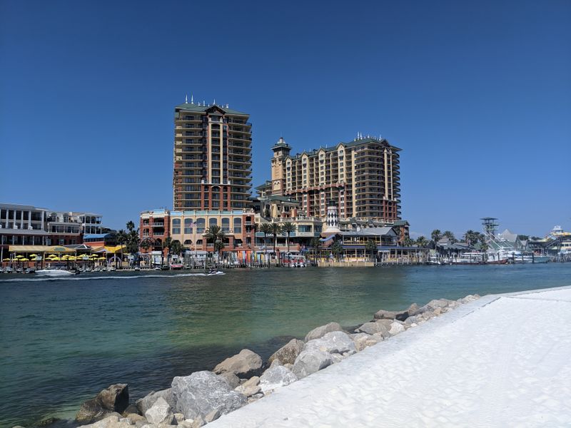 What Makes the Water Here Different From the Rest of the Gulf Coast