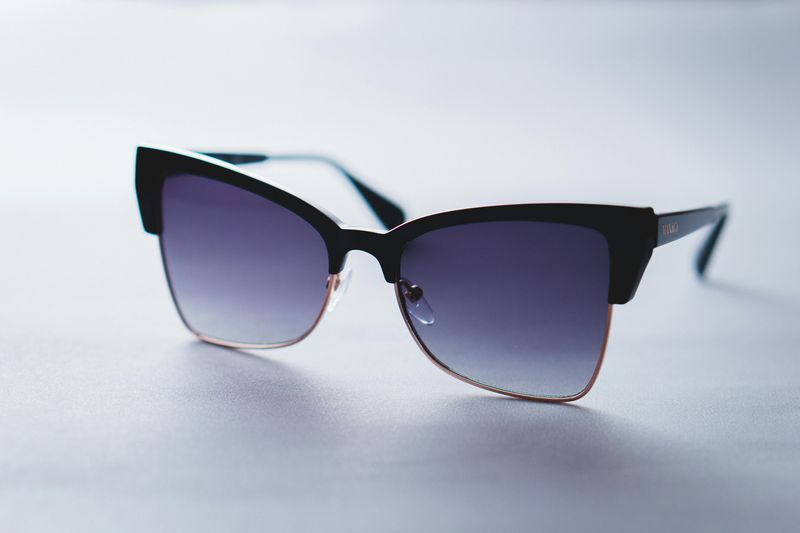 Gradient Lenses