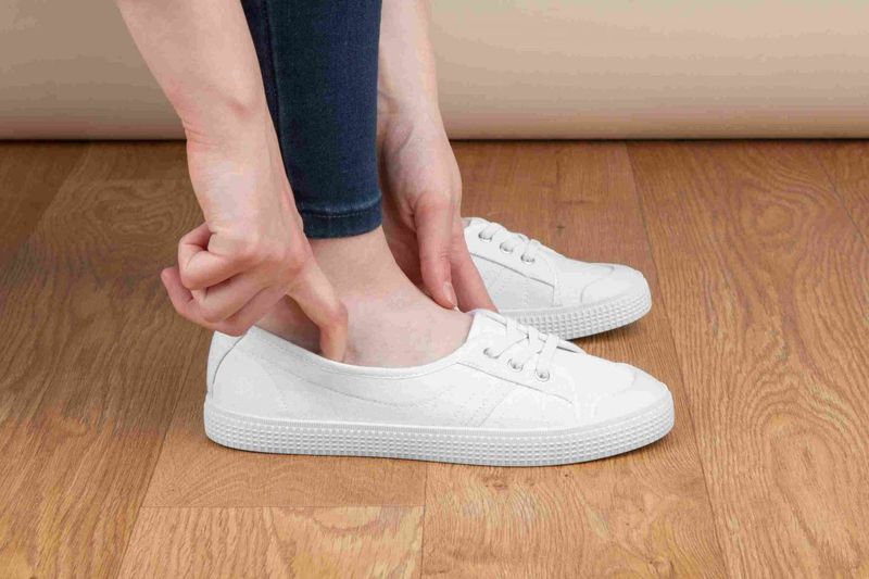 How to Stretch Your Shoes Perfectly Without Wrecking Them (Bye-Bye Blisters!)