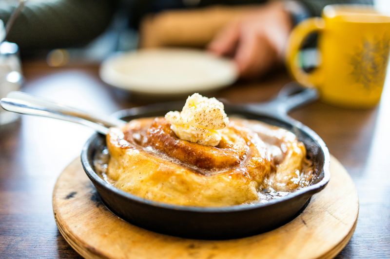 Cinnamon Roll Skillet