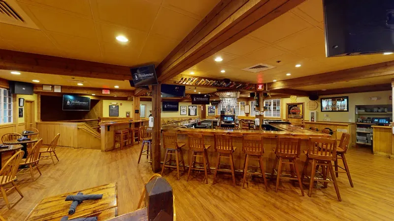 Windjammer Restaurant & Upper Deck Pub, South Burlington