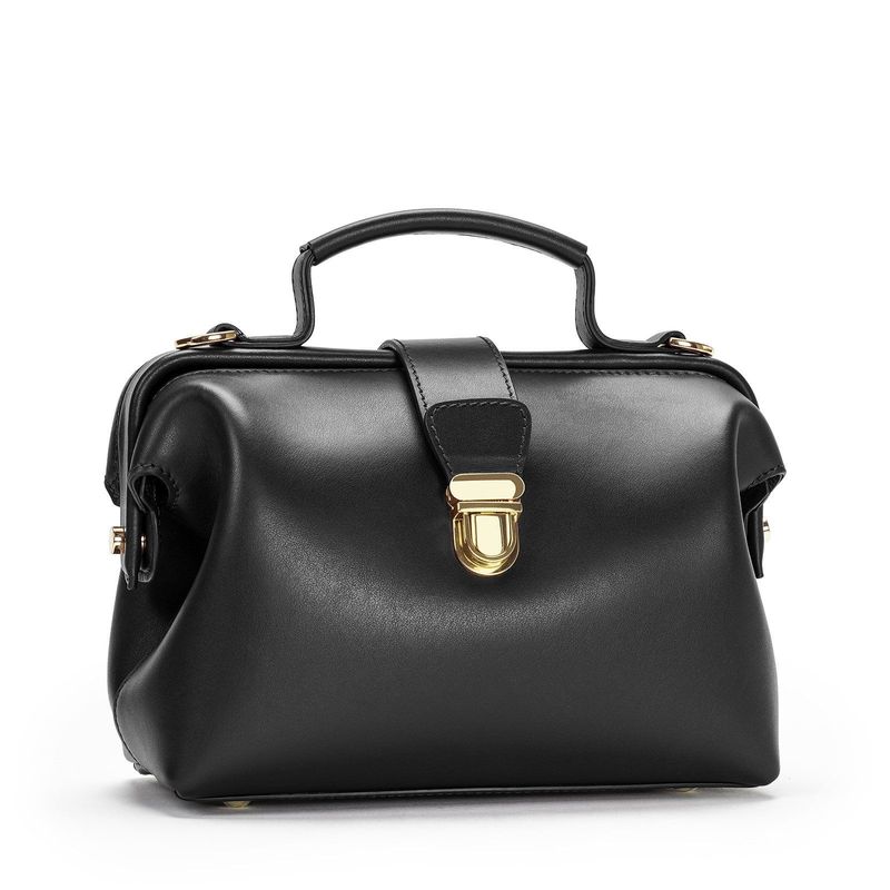 Chic and Functional Top 10 Work Bags Every Woman Needs