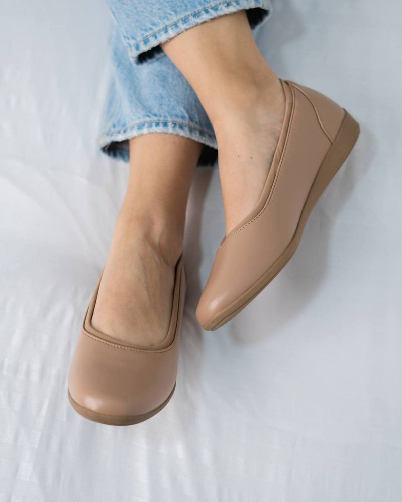 10 Stylish Ballet Flats with Arch Support That Let You Embrace the Trend Comfortably