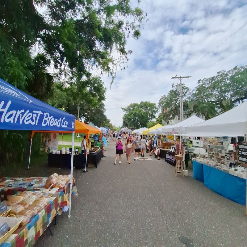 Browse the Fernandina Beach Market Place