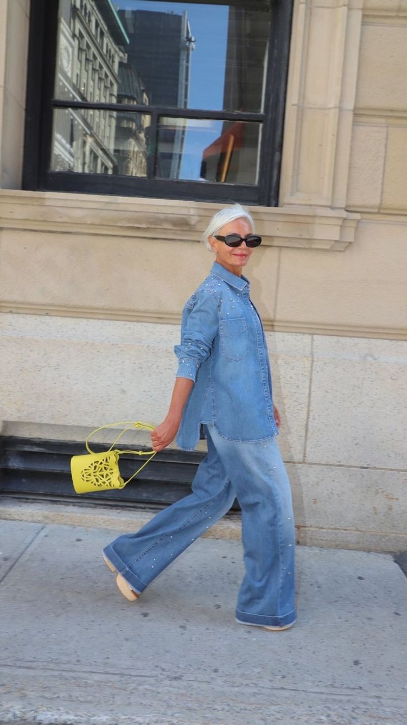 Stylish at Any Age? 9 Shoe Styles Women in Their 50s Wear With Jeans That Will Make You Want to Copy Them!