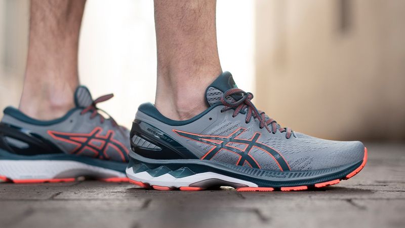 ASICS Gel-Kayano 27