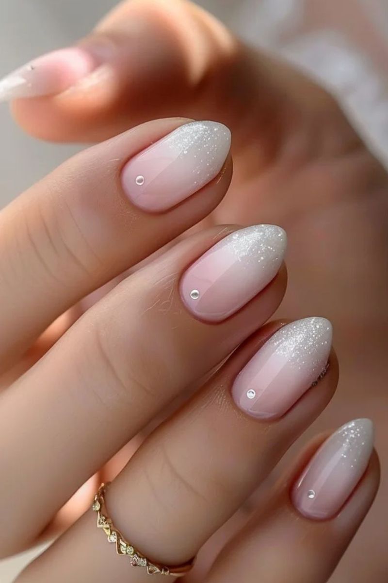 From Pointe to Polish, 10 Ballet Slipper Nails for Everyday Elegance