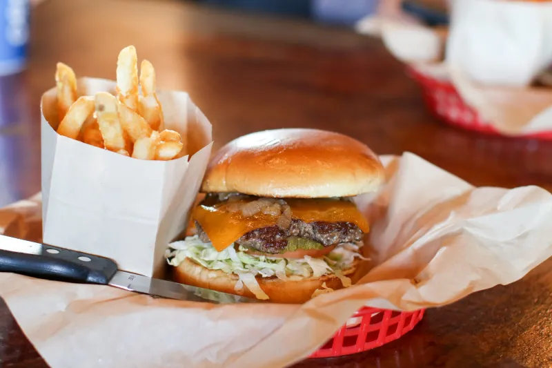 G's Burgers, Cornville