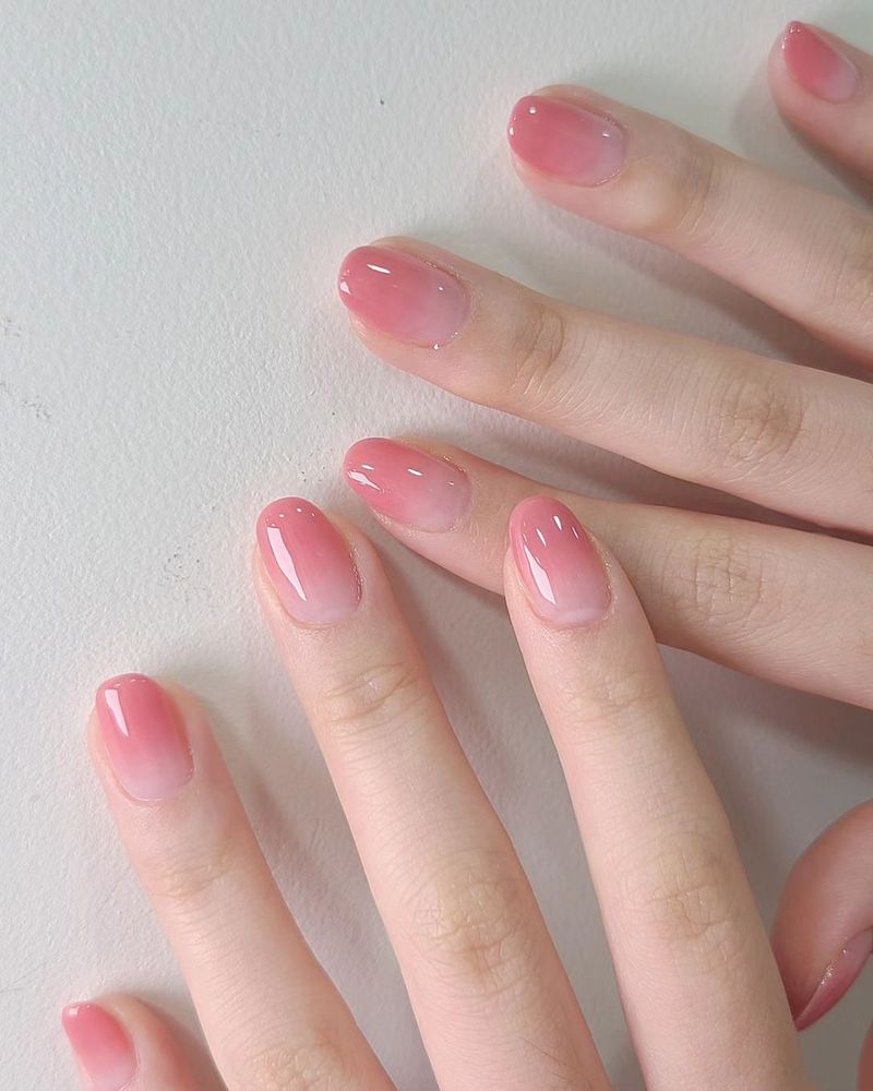 9 Nail Trends Everyone Will Be Wearing in 2025