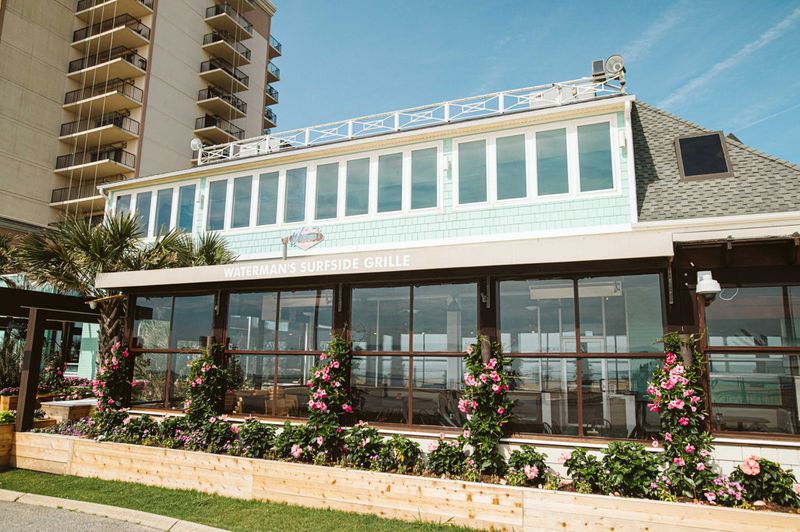 Waterman's Surfside Grille