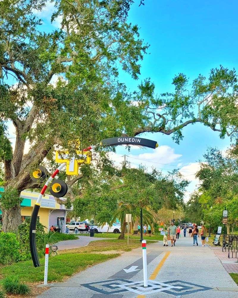 Bike the Scenic Pinellas Trail