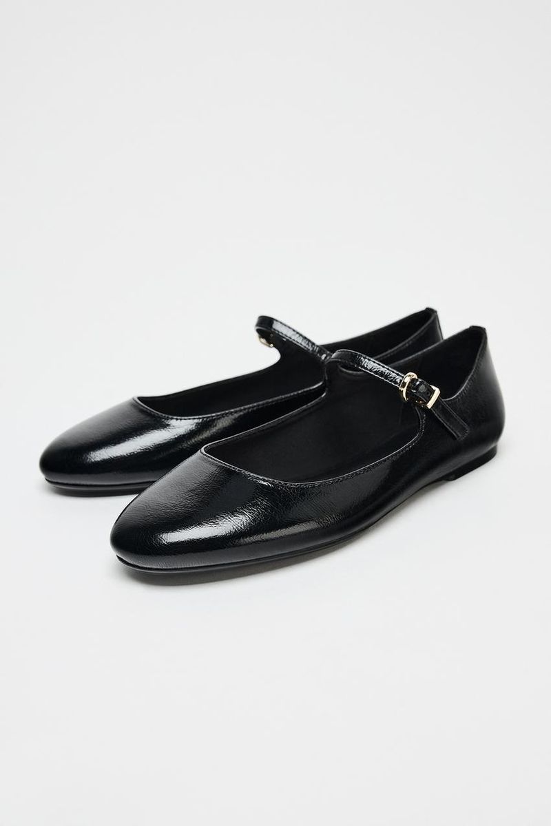 ZARAPatent Effect Ballet Flats