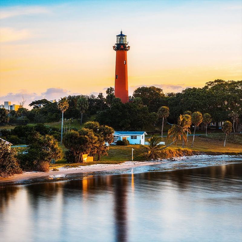 Jupiter Inlet Lighthouse – Jupiter