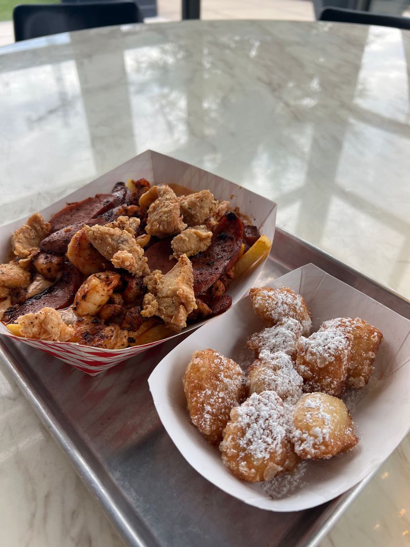 4 Hens Creole Kitchen Orlando