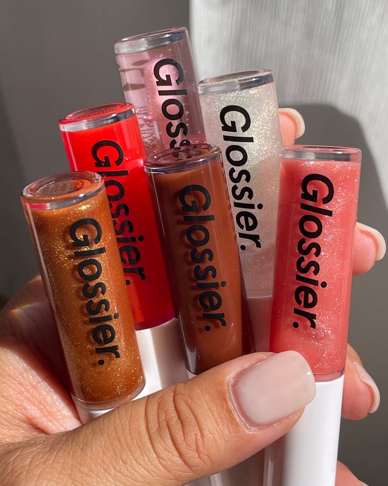 Glossier's Shine Master