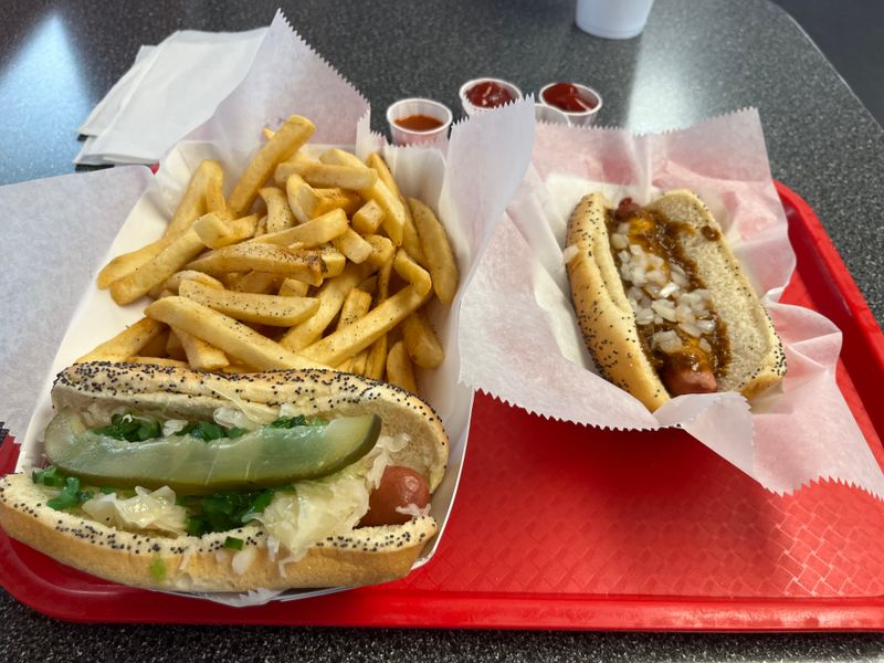 Mel's Hot Dogs — Tampa, FL