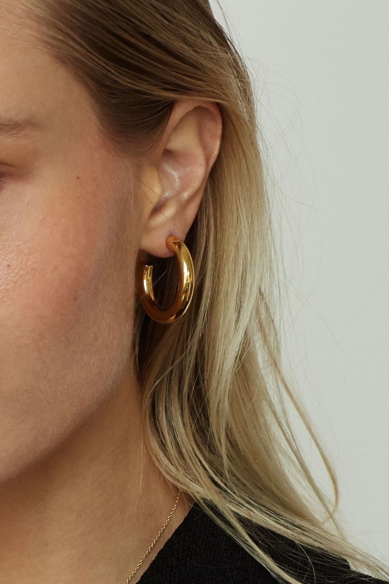 10 Everyday Jewelry Pieces That Effortlessly Complete Your Look