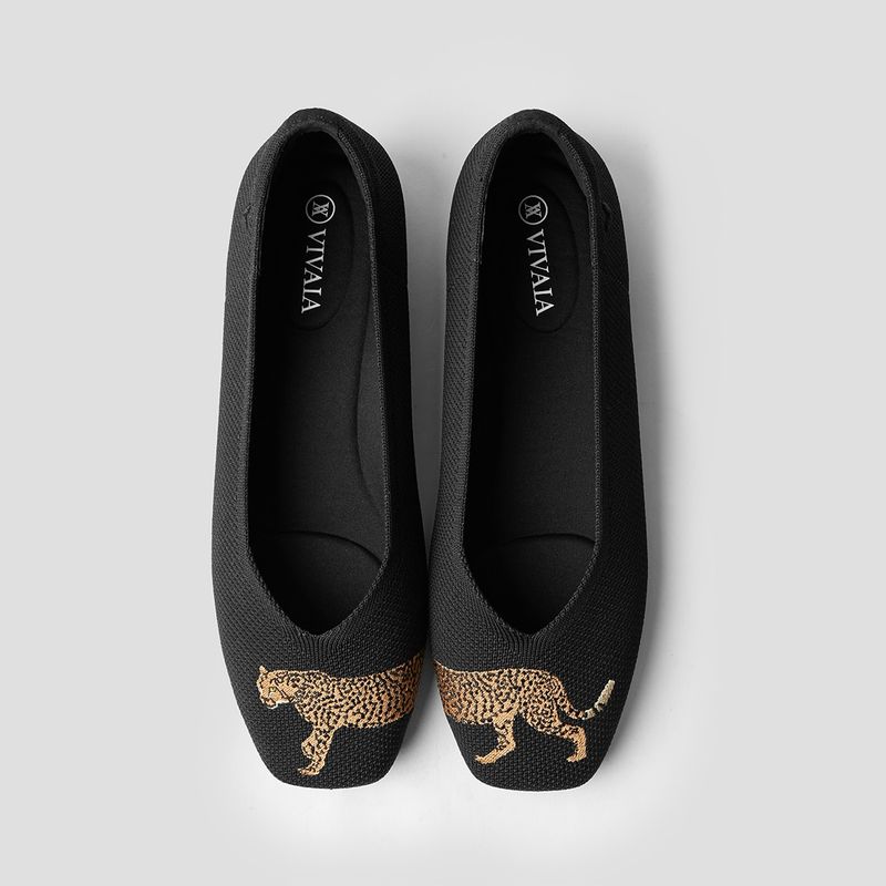 Vivaia Aria Square-Toe V-Cut Flat