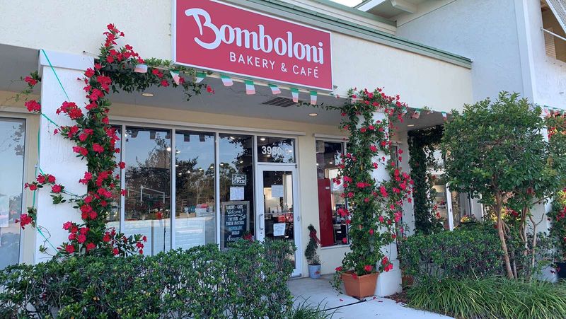 Bomboloni Bakery Café Ristorante — Jensen Beach