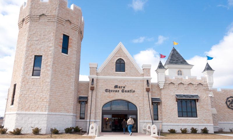 Mars Cheese Castle, Kenosha