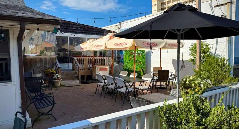 Tautog's Restaurant