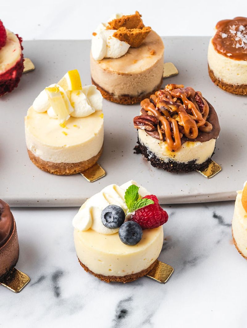 Arie's Artisan Cheesecake, Evans
