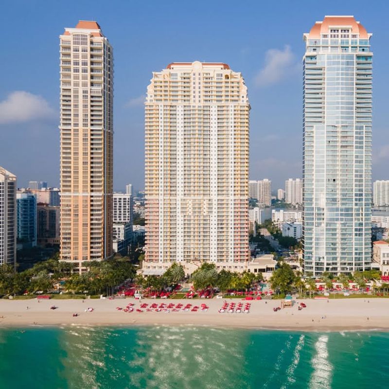 Acqualina Resort & Residences (Sunny Isles Beach)