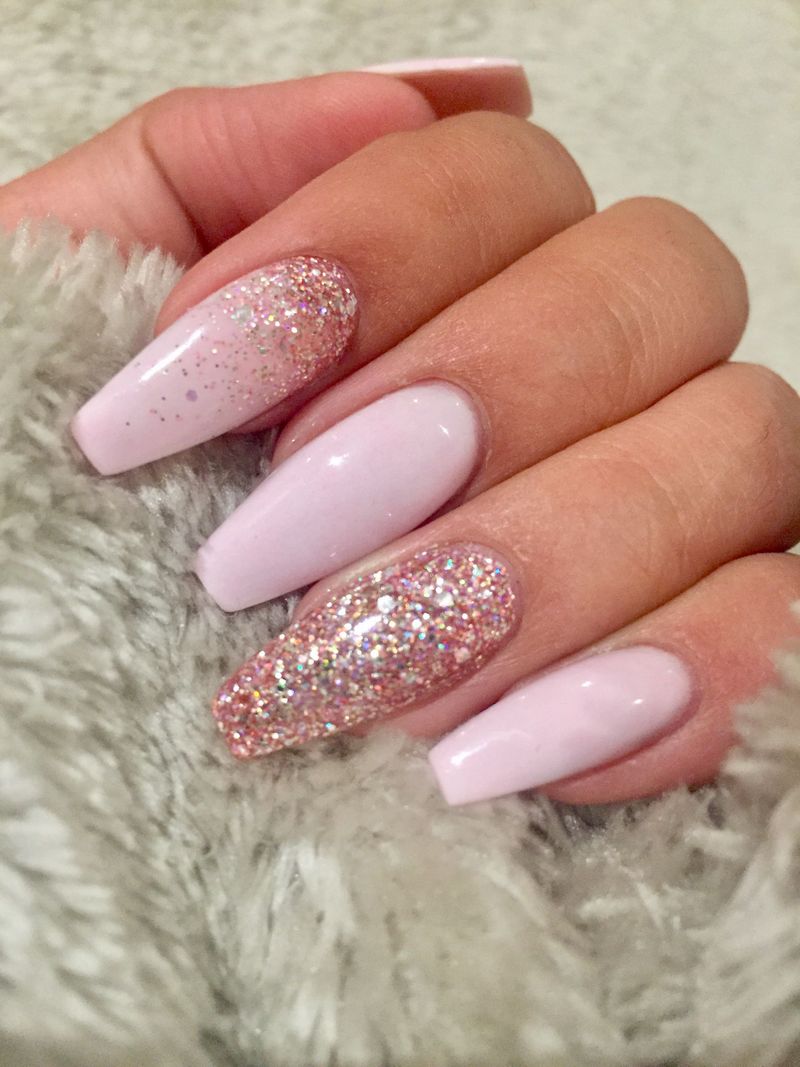 10 Must-Try Nail Ideas for the Ultimate New Year’s Eve Look