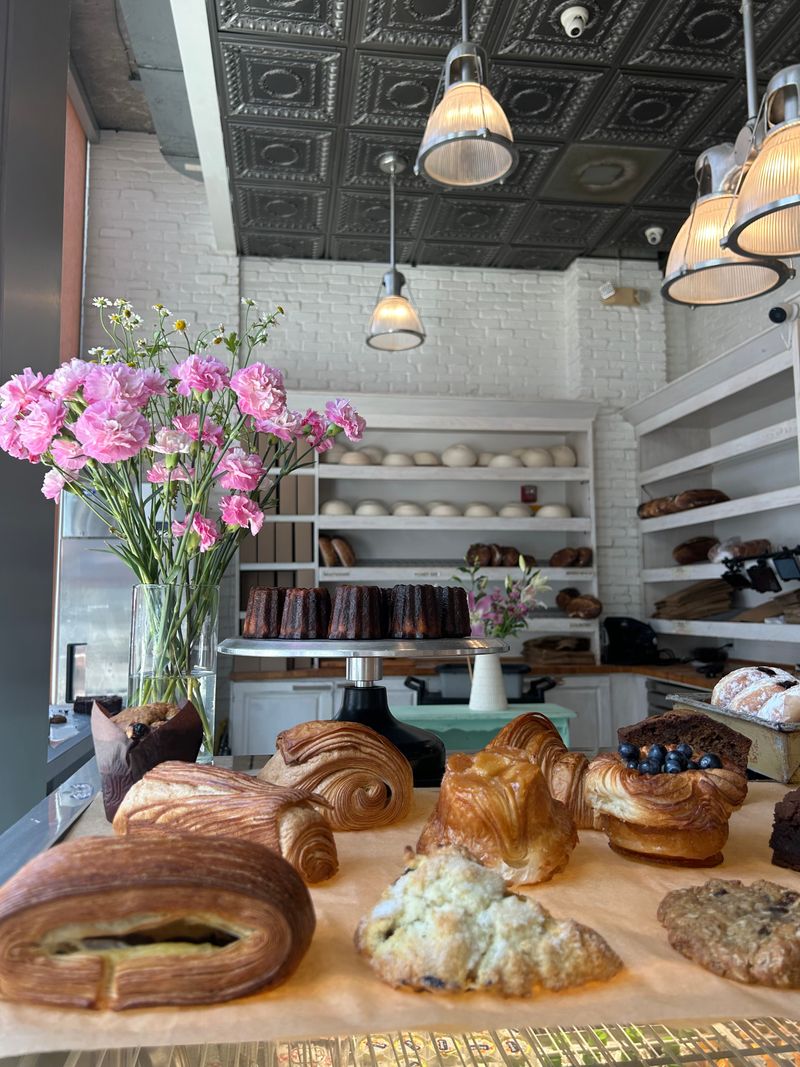 The Vibe Inside Feels Like a Deep Breath