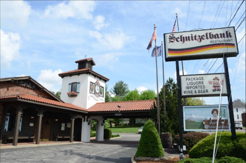Schnitzelbank
