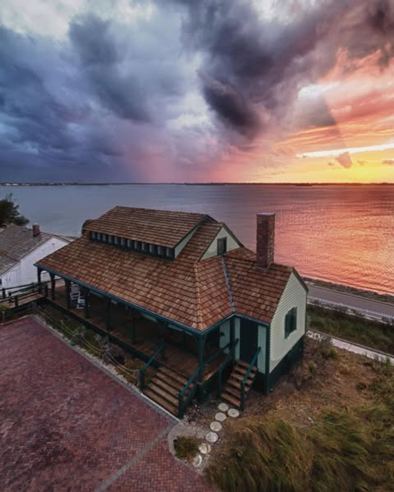 House of Refuge – Stuart