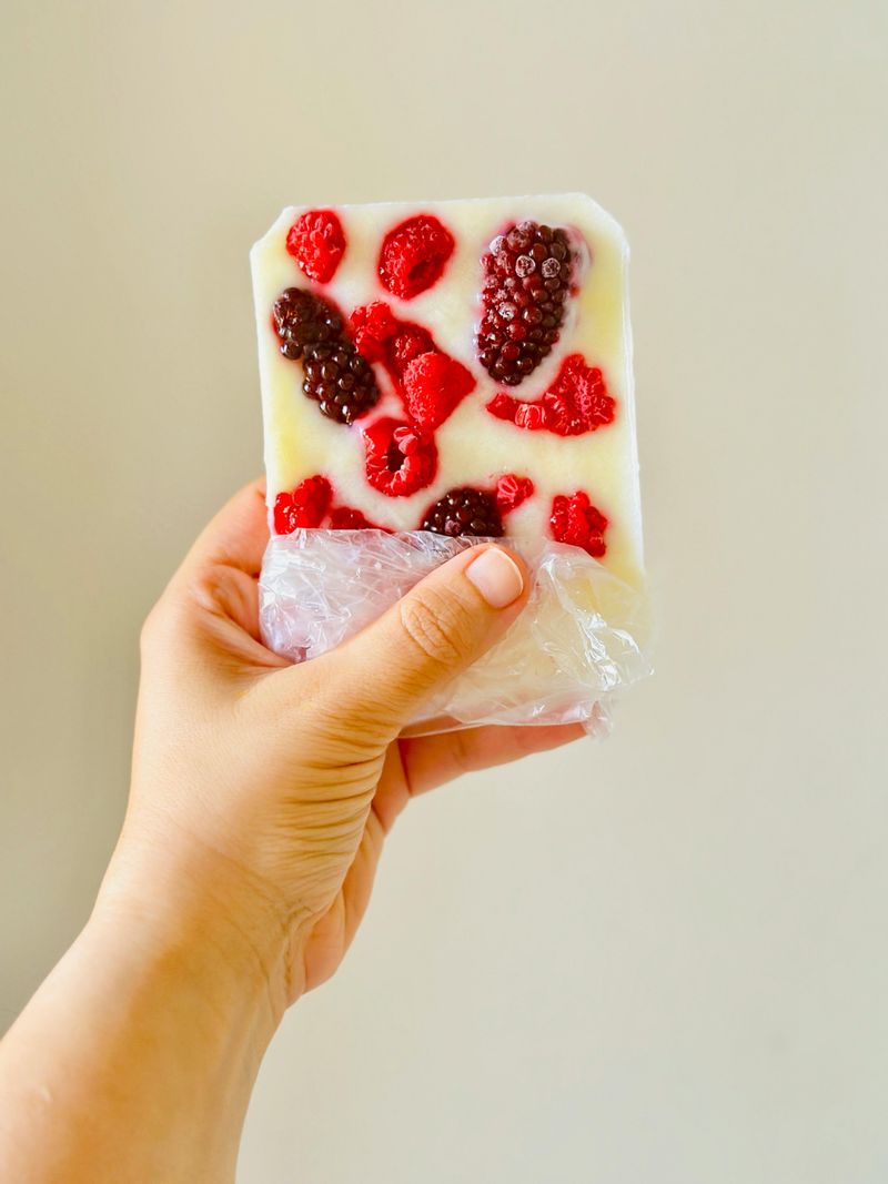 Frozen Yogurt Bark