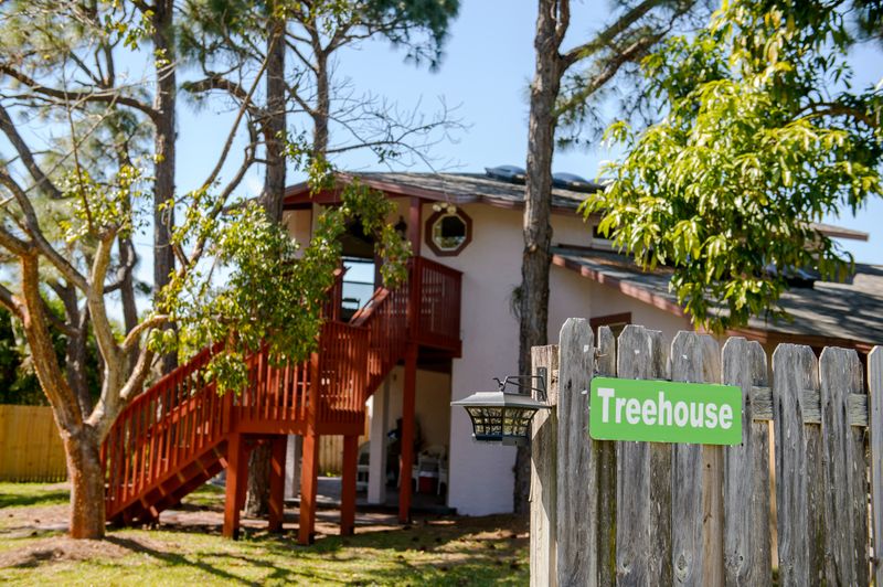 Treehouse at Vanderbilt Beach, Naples