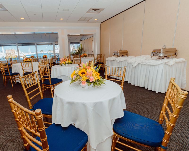 Captain Bills Restaurant & Catering