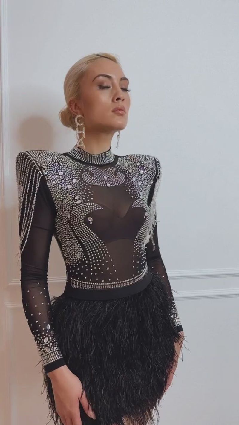 Exaggerated Shoulder Pads