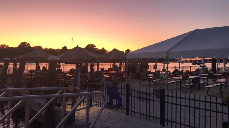 Blount Clam Shack, Warren
