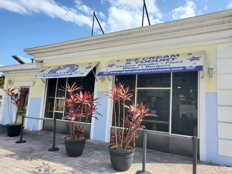 Abracadabra Ice Cream Factory — Kissimmee, FL