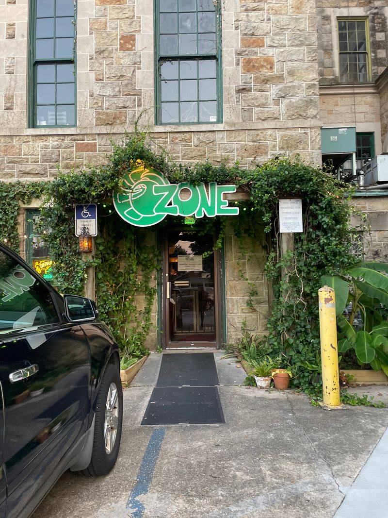 O'Zone Pizza Pub — Pensacola
