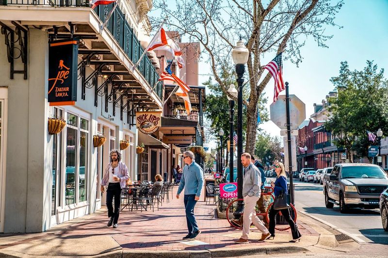 Stroll Downtown Pensacola & Palafox Street