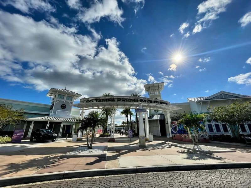 Tampa Premium Outlets — Lutz