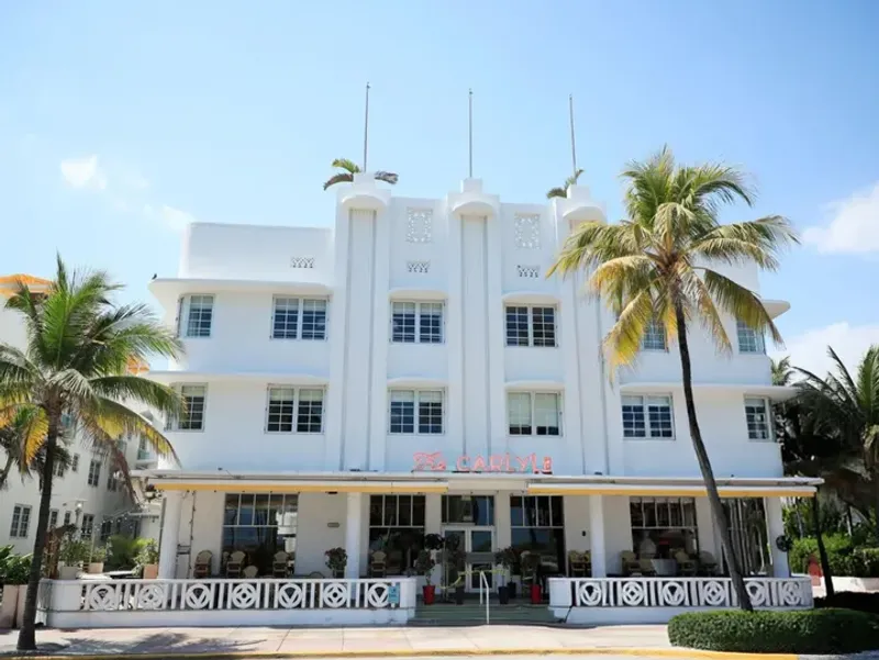 Carlyle Hotel – Miami Beach