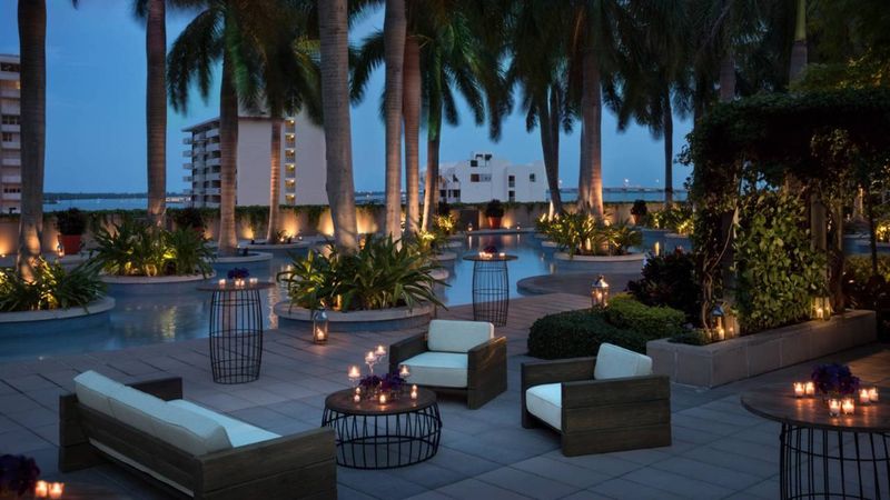 Four Seasons Hotel Miami